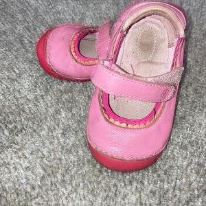 Stride rite soft motion walking shoes